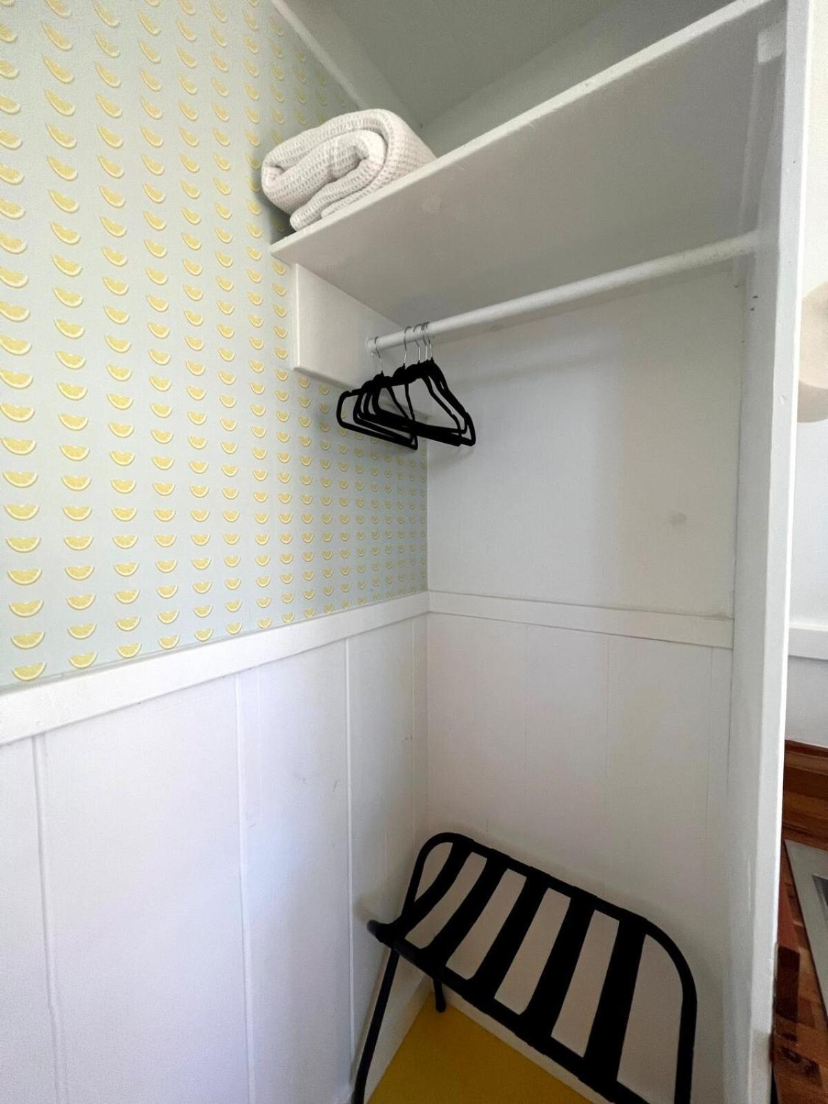 Apartment Snap-worthy Steps From Downtown 1br 1ba