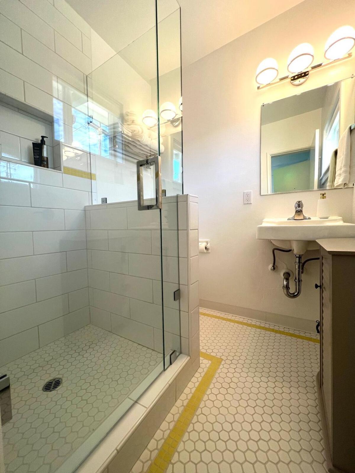 Apartment Snap-worthy Steps From Downtown 1br 1ba Solvang