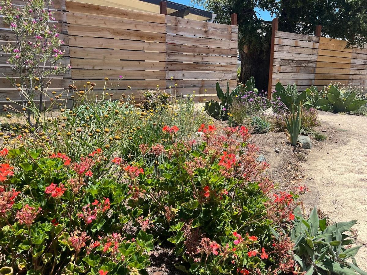 Snap-worthy Steps From Downtown 1br 1ba Solvang
