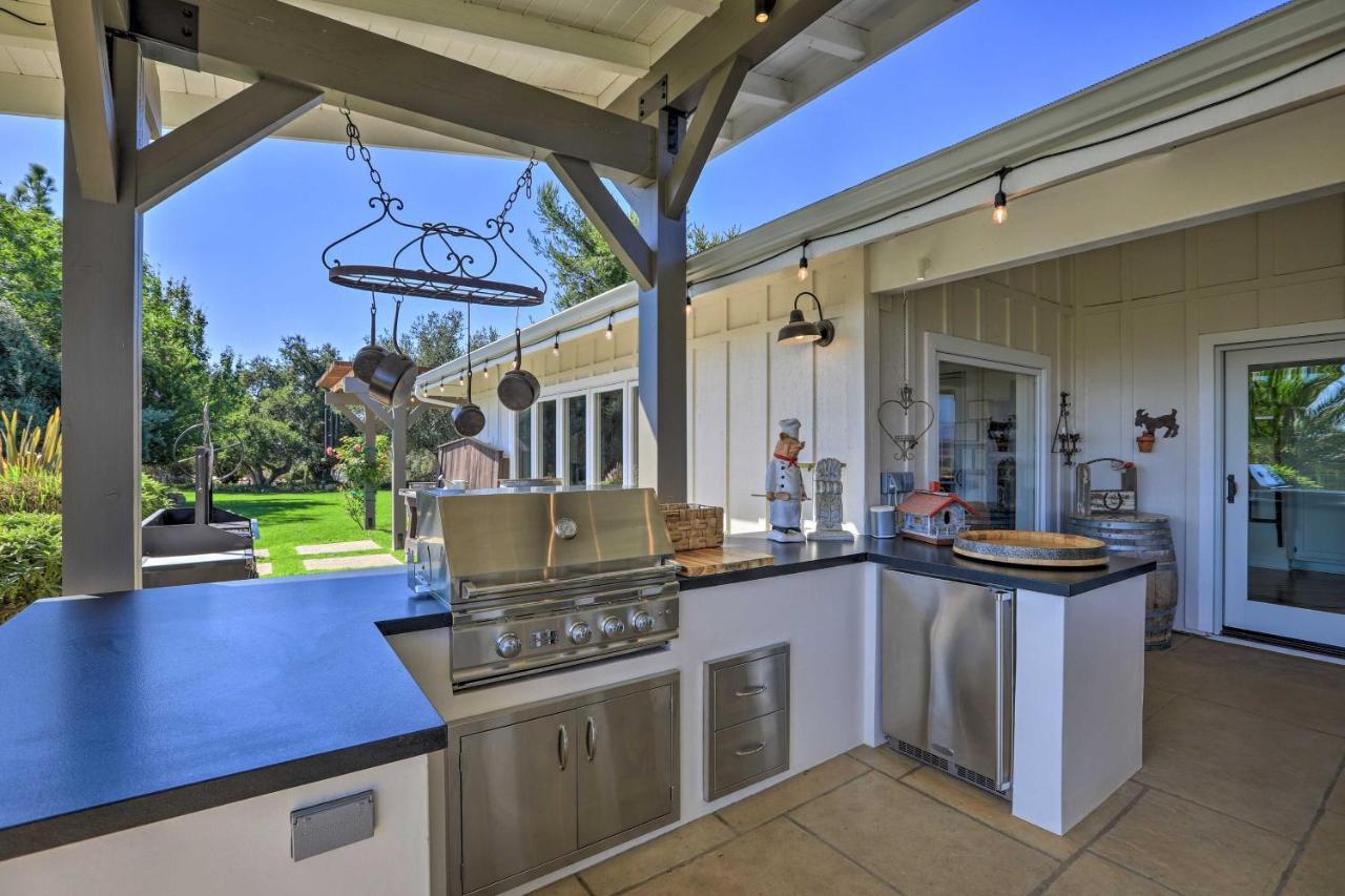 Peaceful Ranch And Vineyard View, Pool Access Holiday home Solvang