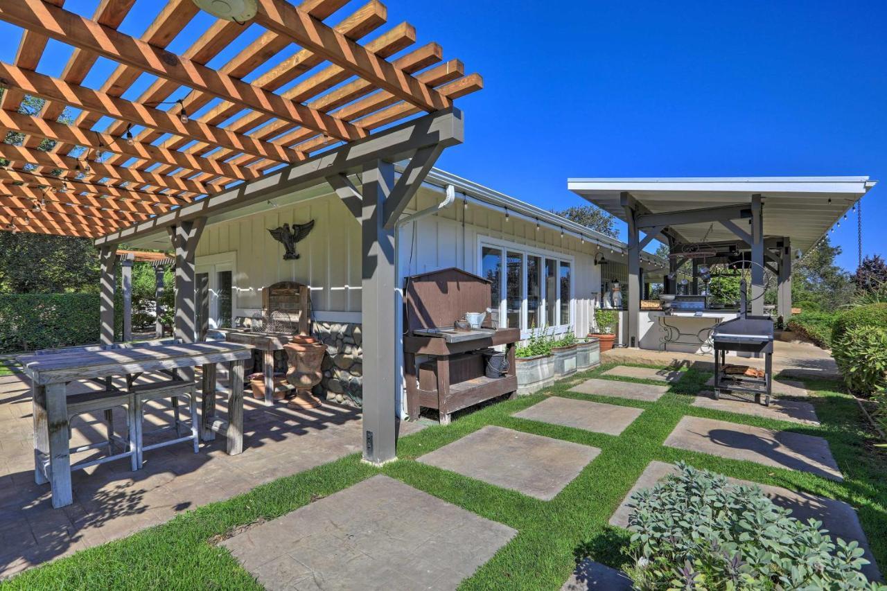 Peaceful Ranch And Vineyard View, Pool Access Holiday home Solvang
