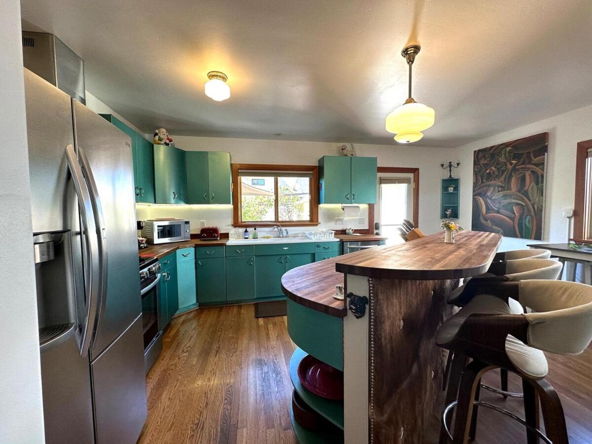 Downtown L Desired L 2br Holiday home