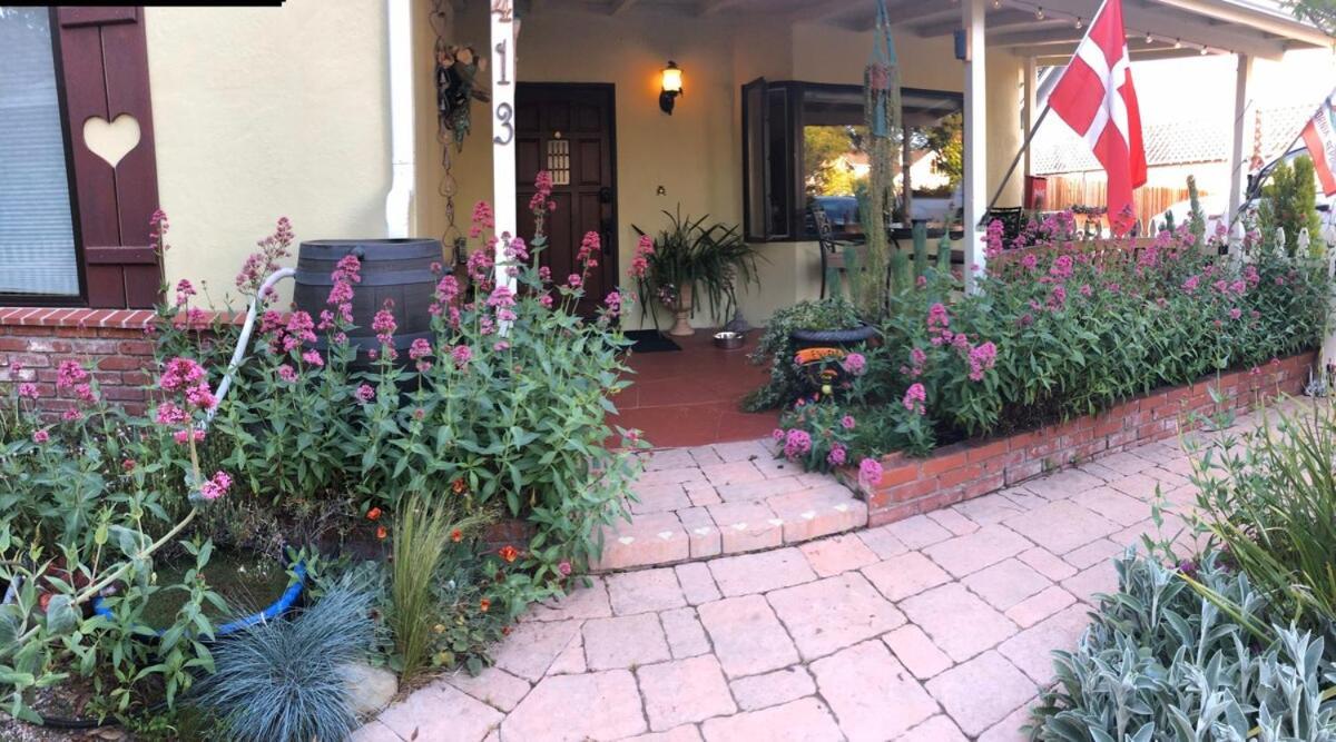 Downtown L Desired L 2br * Solvang