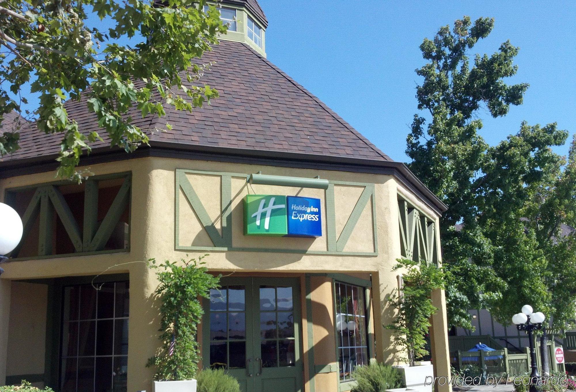 Vinland And Lounge Solvang