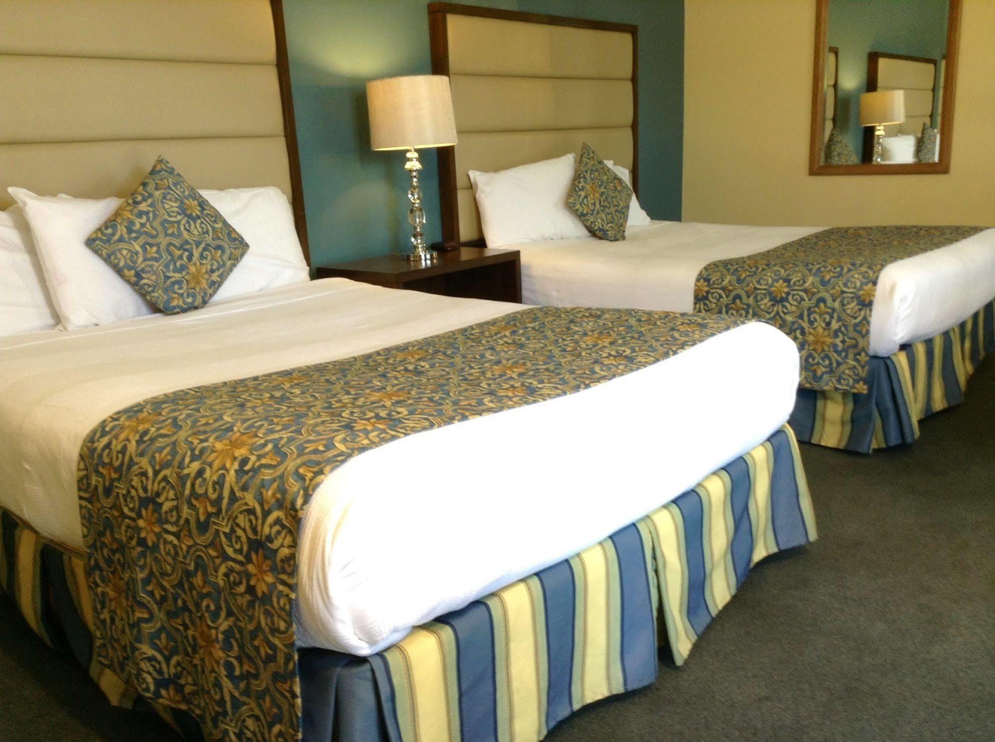 Inn &