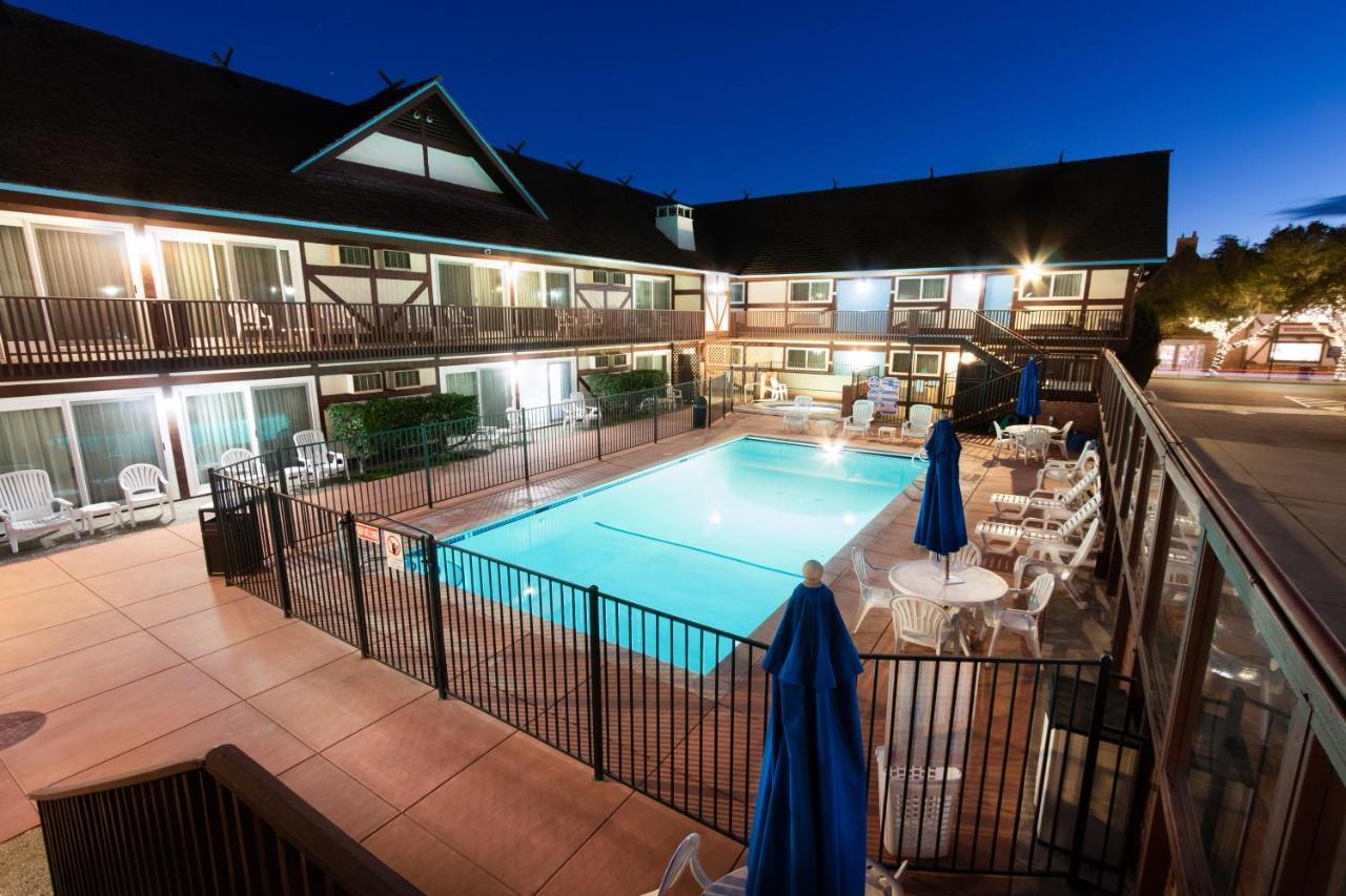 King Frederik Hotel